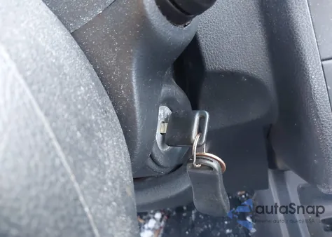 2007 Nissan Versa 1.8S z USA, uszkodzony, nr VIN 3N1BC11E77L417342